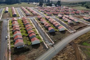 10,4 milhões de paranaenses residem em casas, aponta IBGE; 23,8% vivem de aluguel