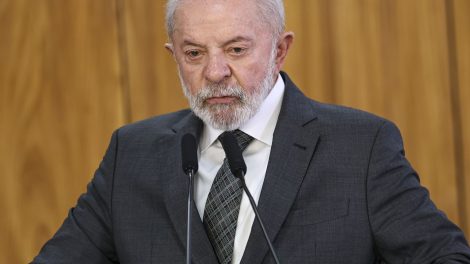 Lula participa de cúpula dos países amazônicos na Colômbia