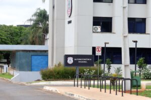 Alexandre de Moraes autoriza cirurgia de Bolsonaro no Natal