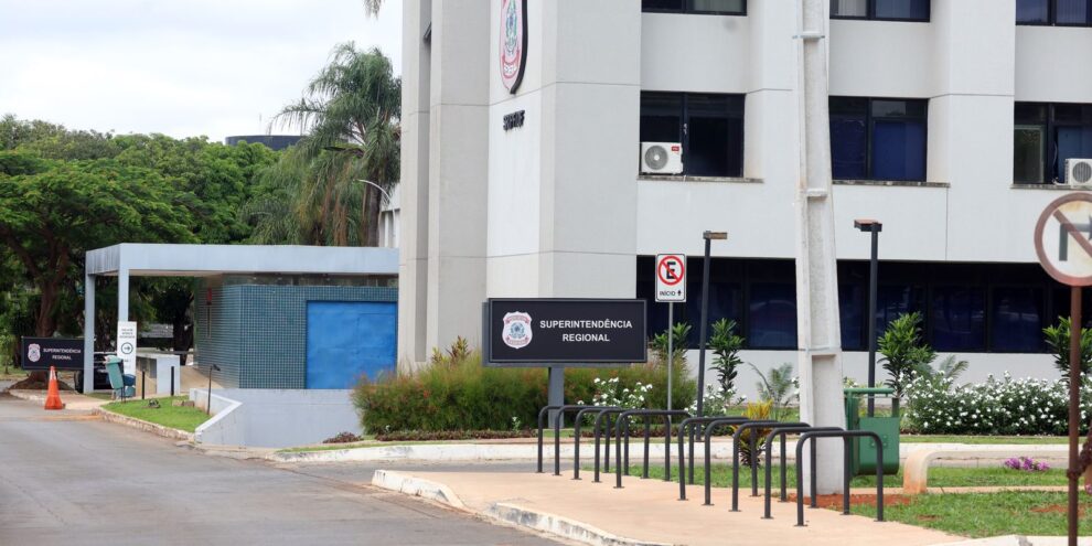 Alexandre de Moraes autoriza cirurgia de Bolsonaro no Natal