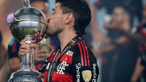 Arrascaeta é finalista no tradicional prêmio Rei da América