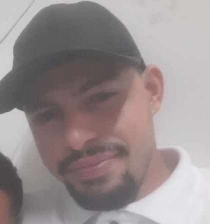 Homem morto dentro de carro em Maringá é identificado