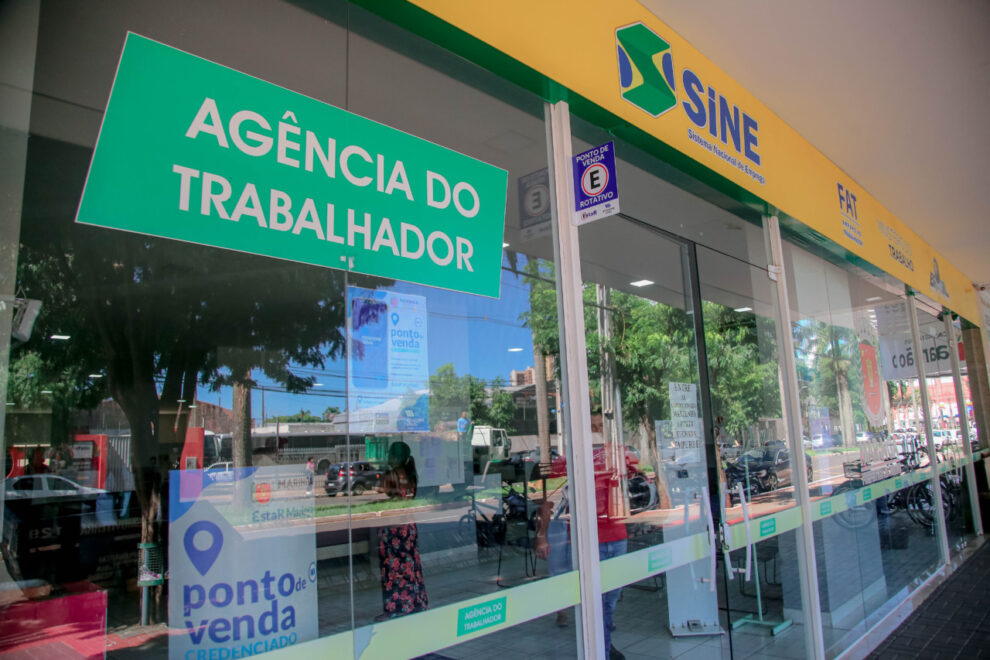 Agência do Trabalhador de Maringá oferece mais de 500 vagas de emprego nesta semana