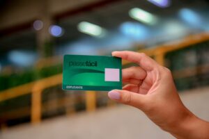 Cadastro e recarga do Passe do Estudante podem ser solicitados pelo site da Prefeitura de Maringá