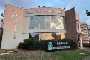 Câmara de Paiçandu se compromete a reavaliar existência de cargos comissionados após TAC firmado com o Ministério Público