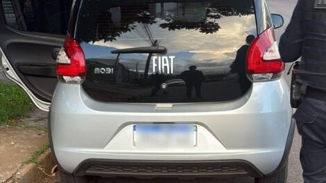 Carro roubado no Jardim Monte Rei, em Maringá, é recuperado pela Guarda Municipal