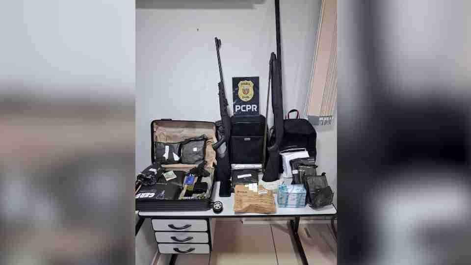 Homens jogam bolsas com R$ 1,2 milhão pela janela durante ação policial no Paraná