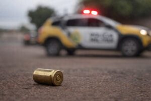Jovem de 18 anos é baleado na região íntima e transferido ao HU de Maringá