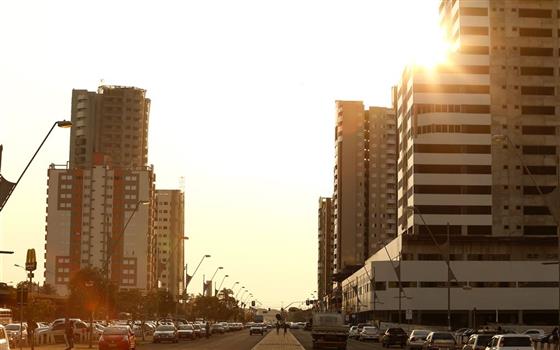 Maringá terá calor e variação de nuvens com chance baixa de chuva nesta sexta (2)
