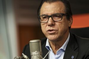 Ministro diz que "há condições" para aprovação de fim da escala 6x1