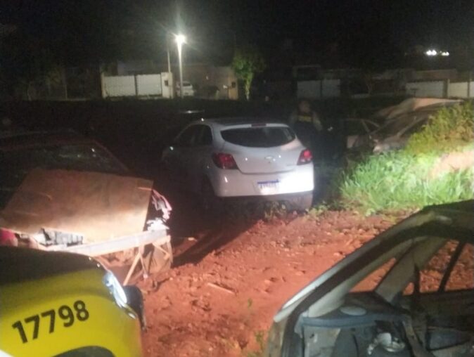 Motorista de aplicativo é assaltado em Maringá; casal acaba preso em Sarandi