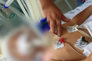 Mulher confessa que atirou em criança de 2 anos ao tentar vingar a morte do avô que foi espancado