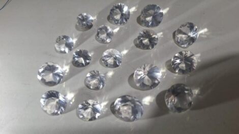 Operação mira grupo apontado por roubar diamantes avaliados em R$15 mi no PR