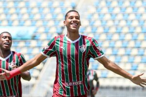 Primeira fase chega ao fim e 16 jogos abrem mata-mata da Copinha