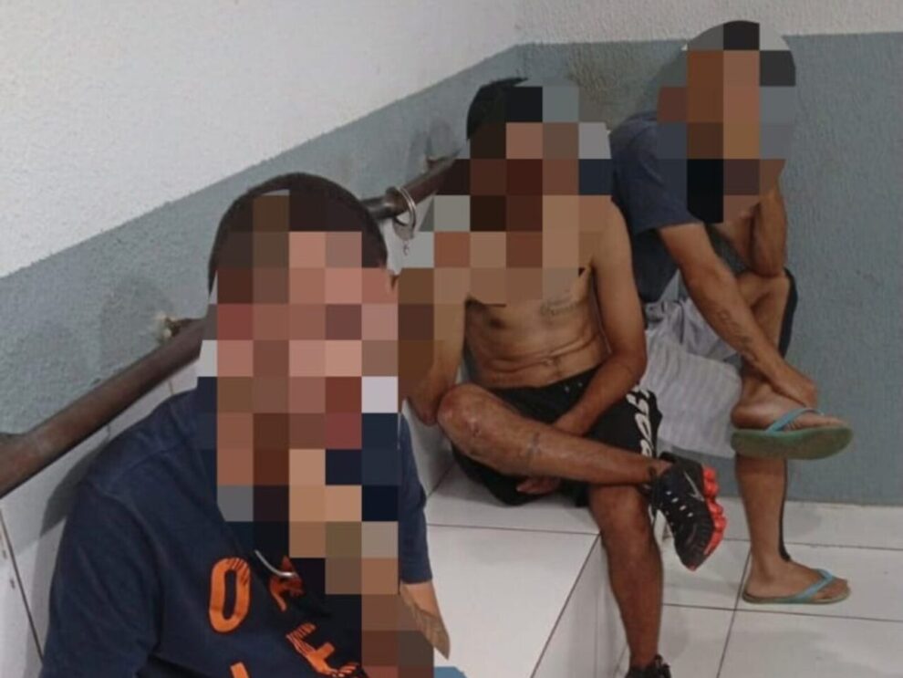 Tentativa de roubo termina em confusão e prisão de dois homens no centro de Maringá