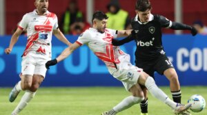 Botafogo sente altitude e perde para o Nacional Potosí