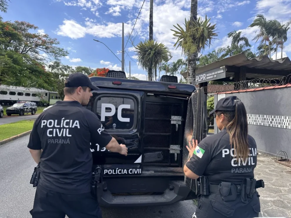 Homem é preso no PR por divulgar vídeos íntimos de adolescente de 13 anos após término de 'relacionamento'