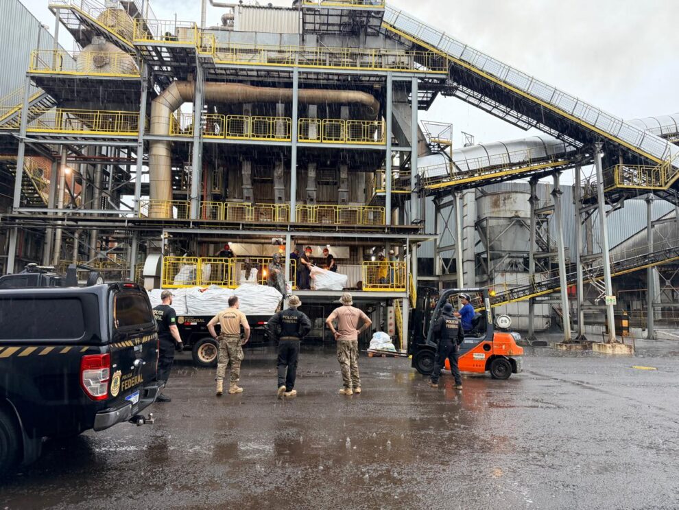 Polícia Federal incinera mais de cinco toneladas de drogas em Maringá