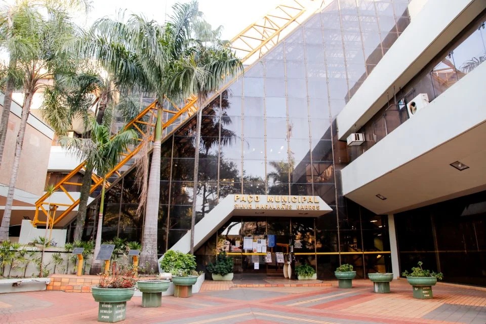 Prefeitura de Maringá sanciona lei que promete desburocratizar emissão de alvarás