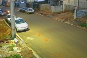 Sem CNH e embriagado, motorista causa acidente grave, tenta esconder carro e acaba preso na região de Maringá; vídeo