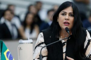 Vereadora propõe projeto para proibir uso de recursos públicos em festas de Carnaval em Maringá