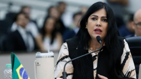 Vereadora propõe projeto para proibir uso de recursos públicos em festas de Carnaval em Maringá