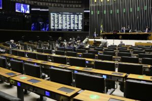Agenda: Câmara discute PEC da Segurança e Senado ouve CPI do INSS
