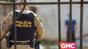 Corpo é encontrado em barraco e forte odor chama atenção em terreno baldio em Sarandi