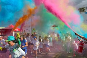 Corrida Colorida do Hospital da Criança de Maringá reúne mais de 1,7 mil pessoas