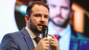 Dario Durigan assume Ministério da Fazenda