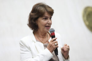 Deputada Cristina Silvestri (PP) destaca conquista do Selo Bronze da ABNT e reforça compromisso no combate à violência contra mulheres