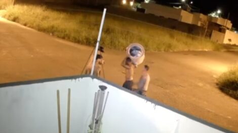 Dois irmãos são presos por espancamento que matou homem na região; terceiro suspeito ainda é procurado