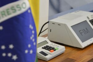 Eleitores de cidades do Ceará vão às urnas para eleições suplementares
