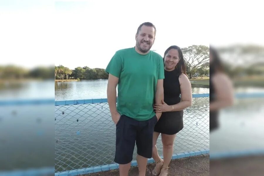 Ex mata mulher com facada no pescoço e leva corpo para delegacia