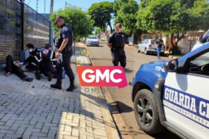 Homem é esfaqueado em Sarandi, tenta fugir ferido e é levado em estado gravíssimo ao hospital