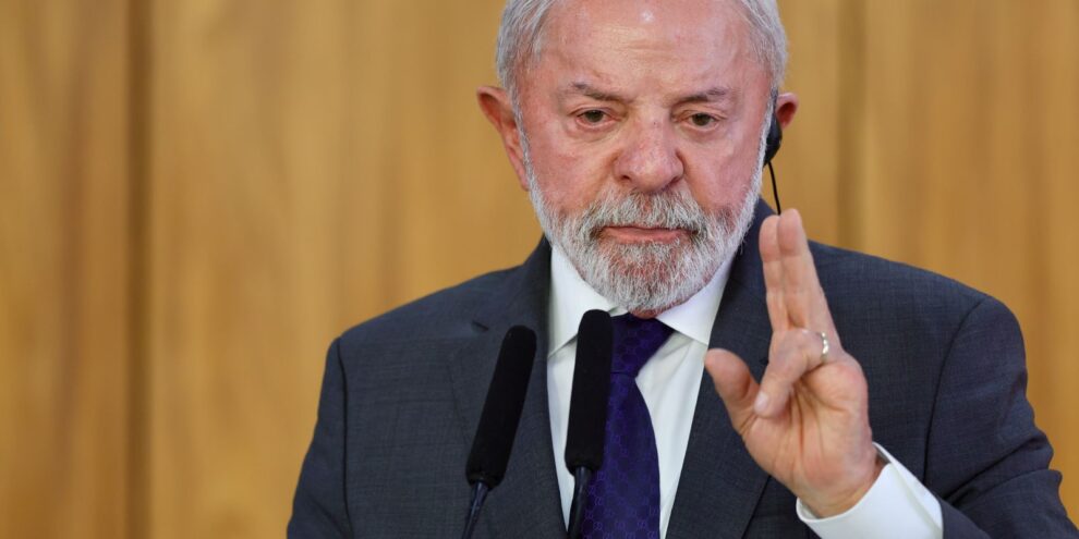 Lula sobre visto de assessor dos EUA: só se liberar visto de Padilha