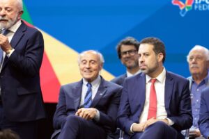 Lula volta a pedir que governadores reduzam ICMS dos combustíveis