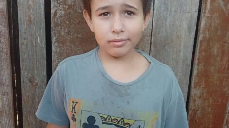 Menino com deficiência, de 11 anos, desaparece após sair da escola em Mandaguari