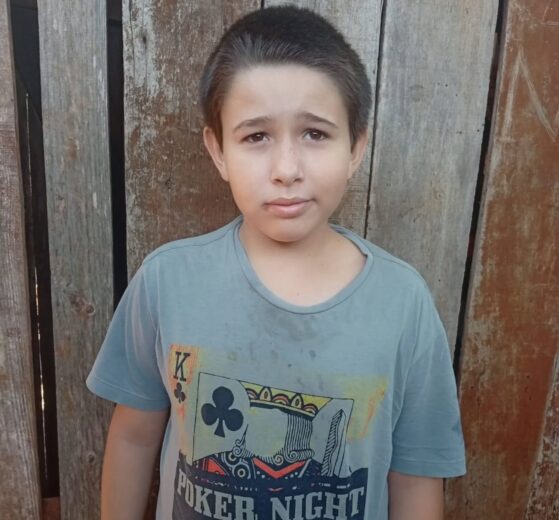 Menino com deficiência, de 11 anos, desaparece após sair da escola em Mandaguari