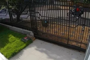 'Ninguém merece levar um revólver na cara'