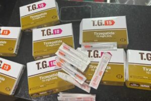 Polícia apreende 500 caixas de Mounjaro contrabandeado do Paraguai durante abordagem a veículo, em Maringá