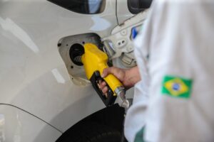 Preço do diesel sobe R$ 1 em apenas uma semana em Maringá, indica Procon; Veja os postos mais baratos