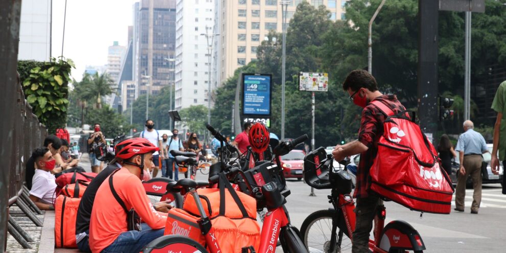 Regulamentação do trabalho por aplicativo deve ser votada até abril