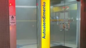 Sistema antifumaça é acionado após invasão em agência bancária e mobiliza equipes de emergência em Maringá