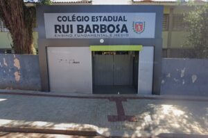 Briga na saída de colégio estadual termina com adolescente esfaqueado em Iguatemi