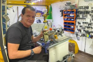 Chaveiro de Maringá aposta em atendimento 24h sobre rodas