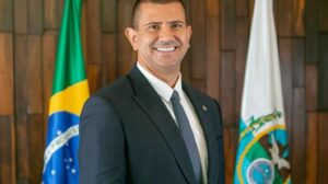 Deputado Douglas Ruas é eleito presidente da Alerj