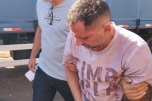 Empresário maringaense que matou companheira fica em silêncio durante depoimento