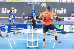 Esporte Universitário leva mensagem de paz em meio a conflitos globais