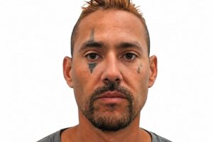 Homem morto a facadas em ônibus de Maringá usava tornozeleira e respondia por latrocínio